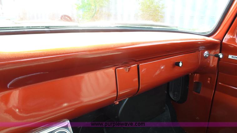 image for item K4108 1962 Ford F100 pickup truck