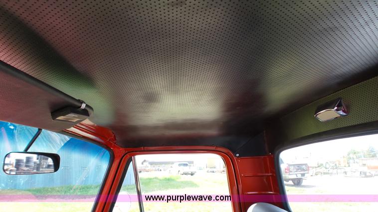 image for item K4108 1962 Ford F100 pickup truck