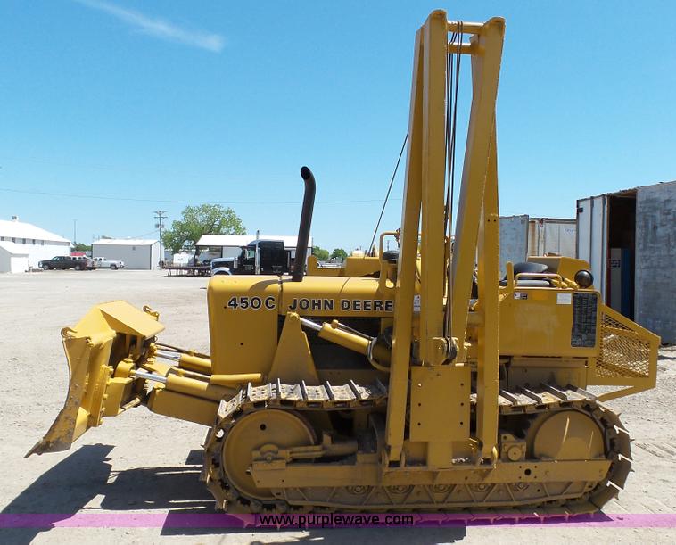 image for item K4114 1982 John Deere 450C pipelayer