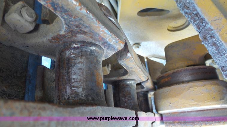 image for item K4114 1982 John Deere 450C pipelayer