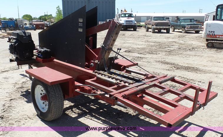 image for item K4117 2003 Desco 2500 tire shear