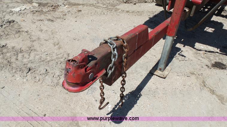 image for item K4117 2003 Desco 2500 tire shear