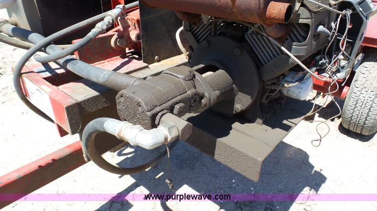 image for item K4117 2003 Desco 2500 tire shear