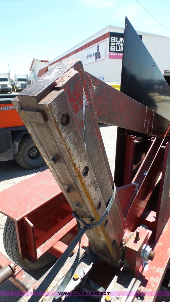 image for item K4117 2003 Desco 2500 tire shear