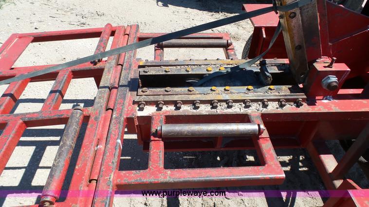 image for item K4117 2003 Desco 2500 tire shear