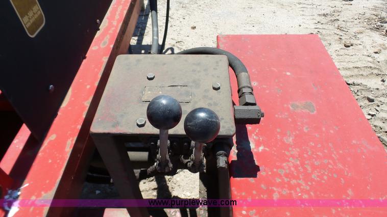 image for item K4117 2003 Desco 2500 tire shear