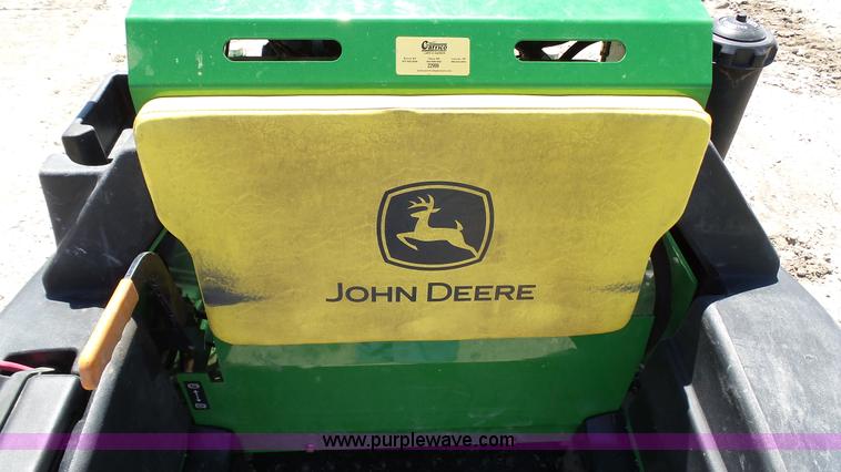 image for item K4118 2009 John Deere 667A QuikTrak lawn mower