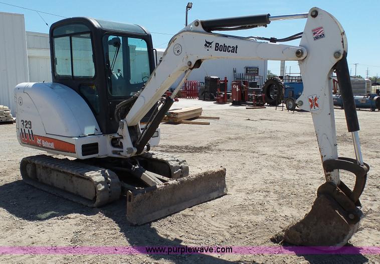 image for item K4119 2007 Bobcat 329 compact excavator