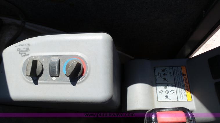 image for item K4119 2007 Bobcat 329 compact excavator