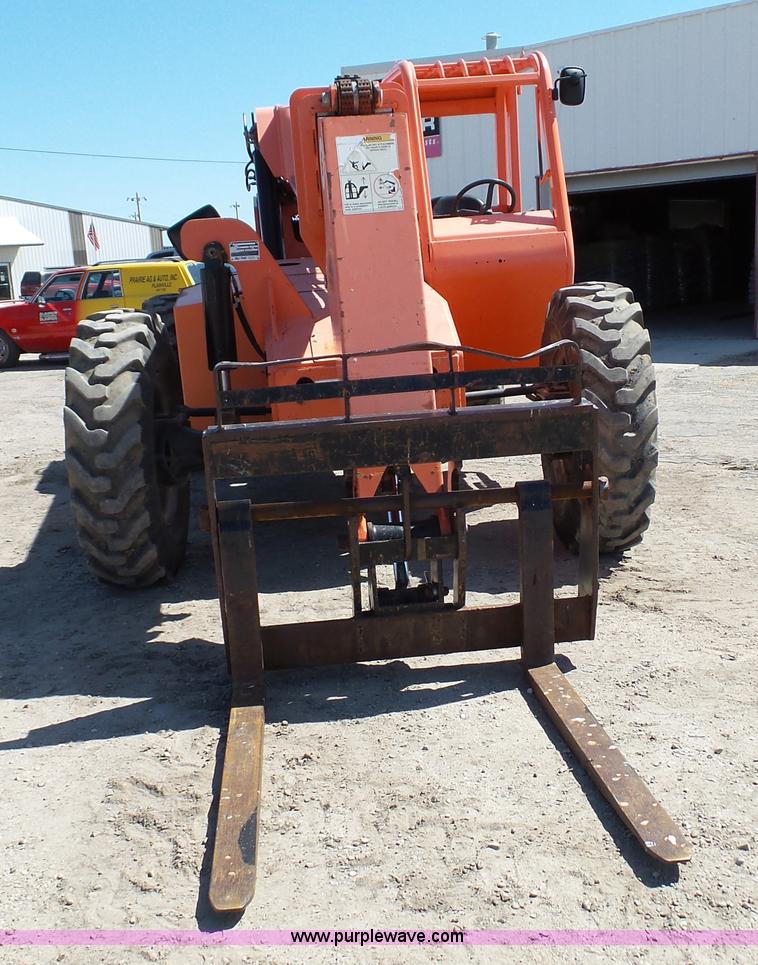 image for item K4121 2006 SkyTrak 6042 telehandler