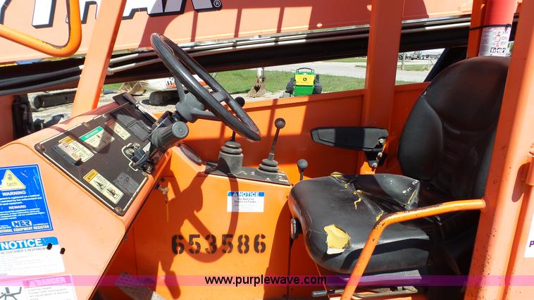 image for item K4121 2006 SkyTrak 6042 telehandler