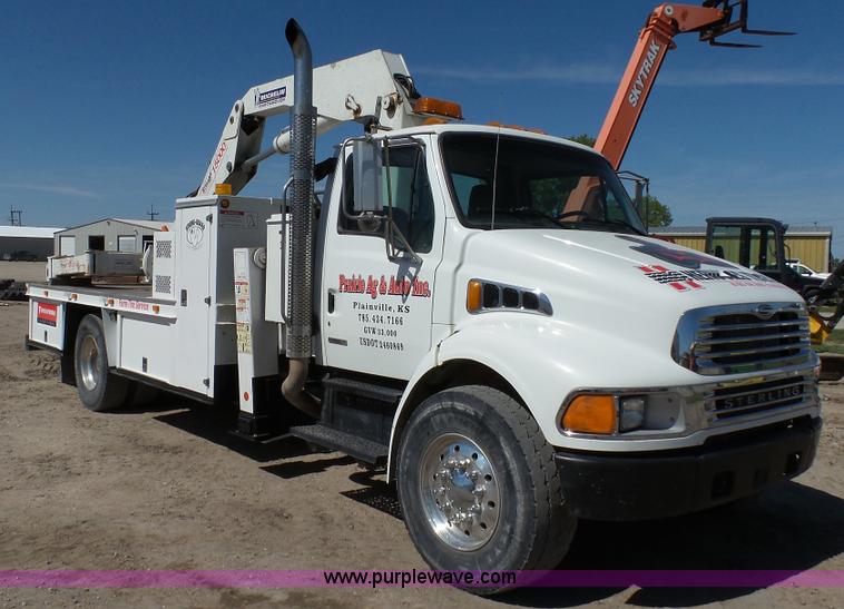 image for item K4122 2003 Sterling M7500 Acterra service truck