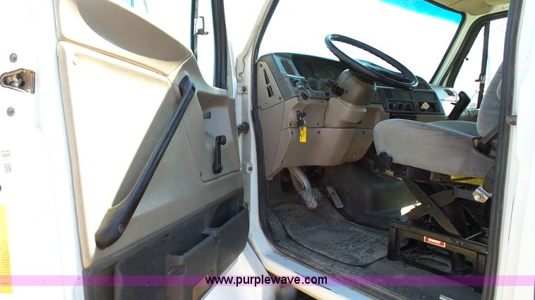 image for item K4122 2003 Sterling M7500 Acterra service truck