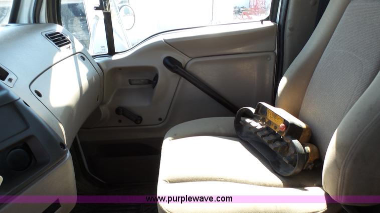 image for item K4122 2003 Sterling M7500 Acterra service truck