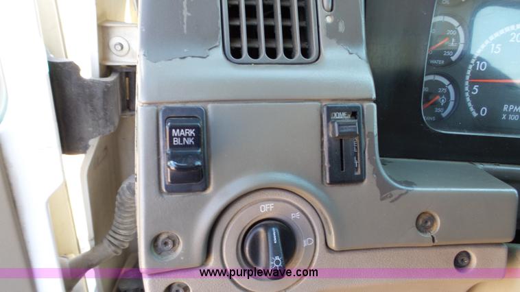 image for item K4122 2003 Sterling M7500 Acterra service truck