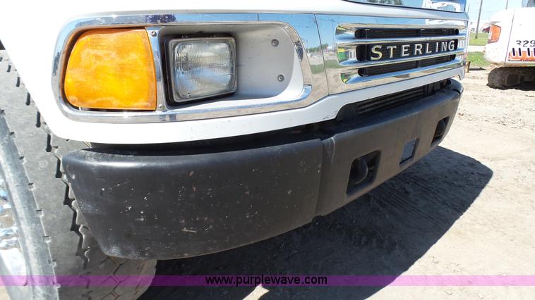 image for item K4122 2003 Sterling M7500 Acterra service truck