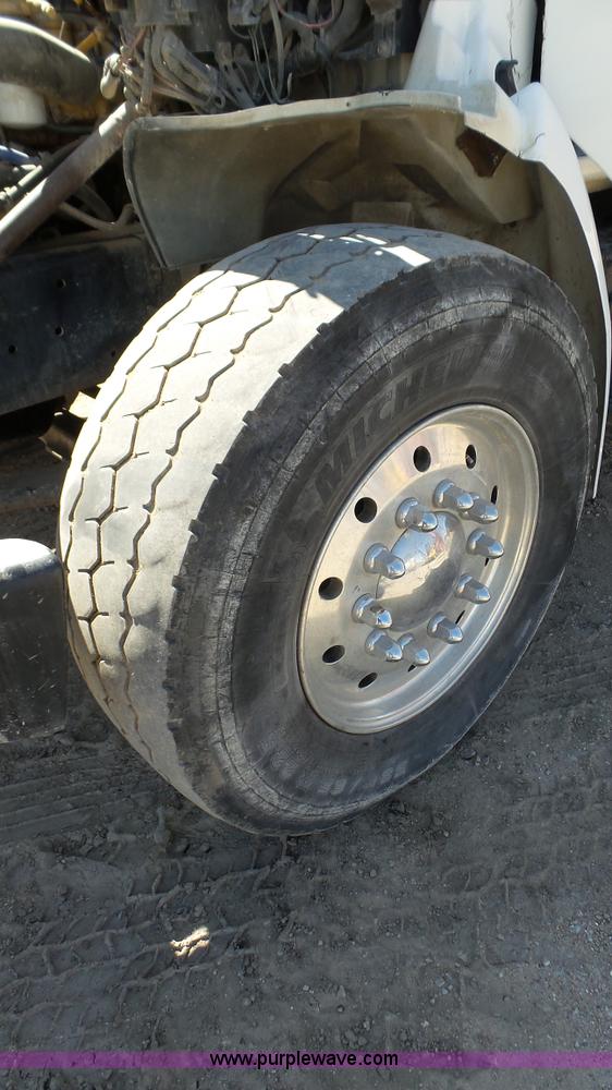 image for item K4122 2003 Sterling M7500 Acterra service truck