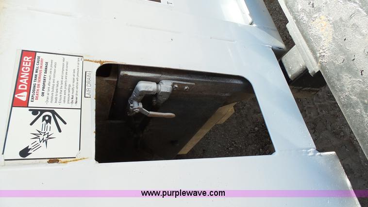 image for item K4122 2003 Sterling M7500 Acterra service truck