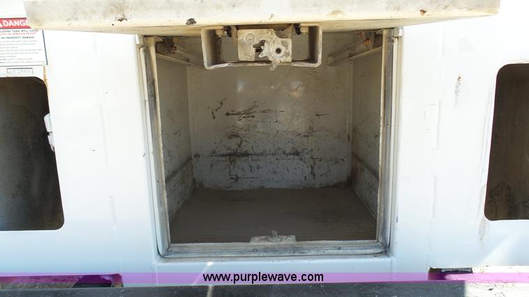 image for item K4122 2003 Sterling M7500 Acterra service truck