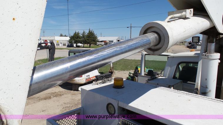 image for item K4122 2003 Sterling M7500 Acterra service truck