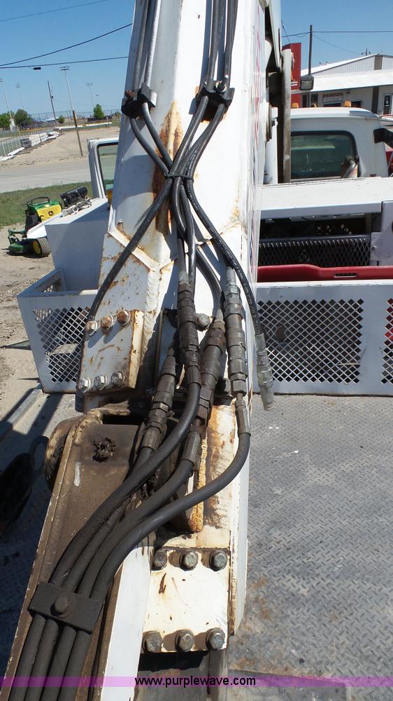 image for item K4122 2003 Sterling M7500 Acterra service truck