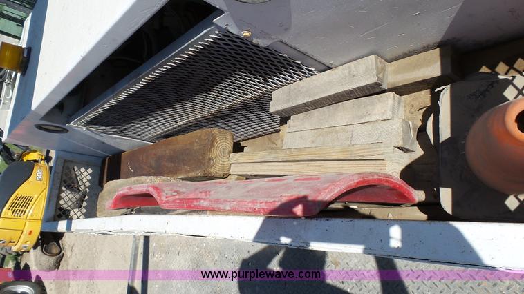 image for item K4122 2003 Sterling M7500 Acterra service truck