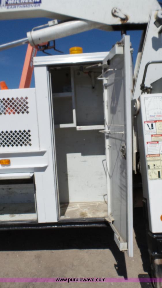 image for item K4122 2003 Sterling M7500 Acterra service truck