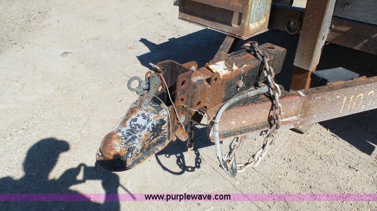 image for item K4127 2002 Starlite equipment trailer