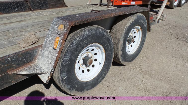 image for item K4127 2002 Starlite equipment trailer
