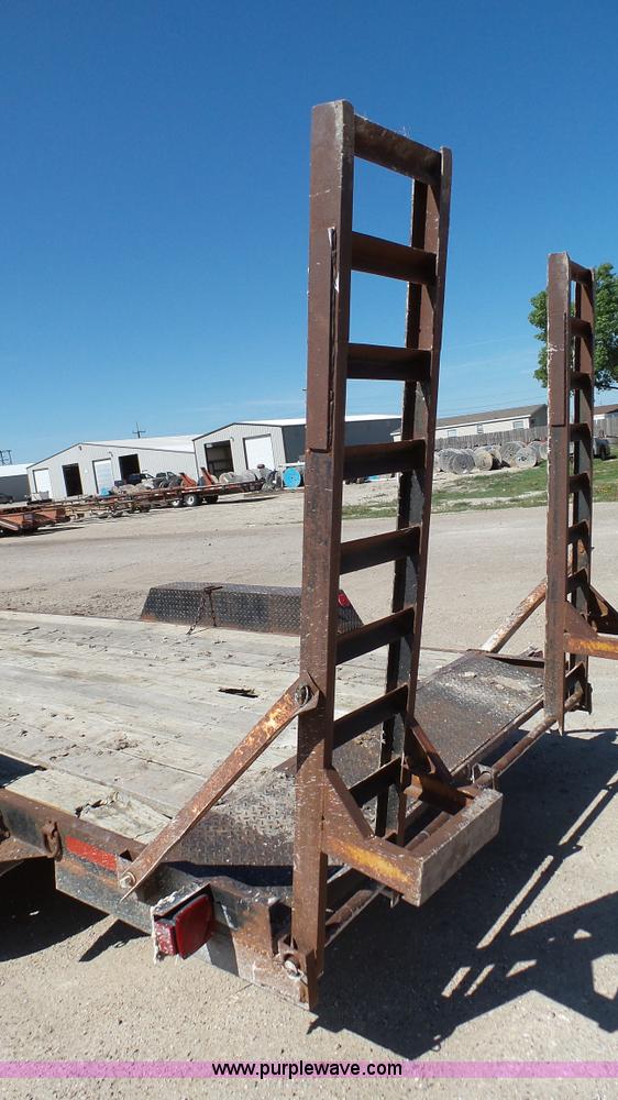 image for item K4127 2002 Starlite equipment trailer