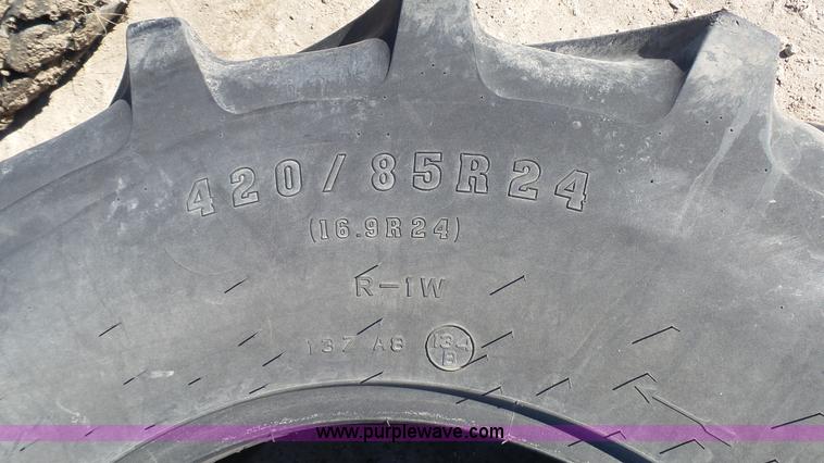 image for item K4134 (2) tires