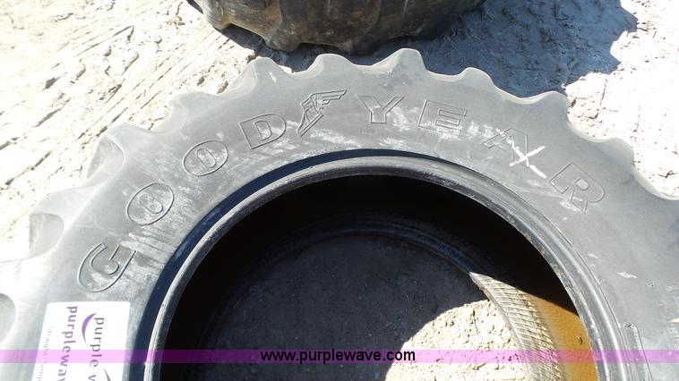 image for item K4134 (2) tires