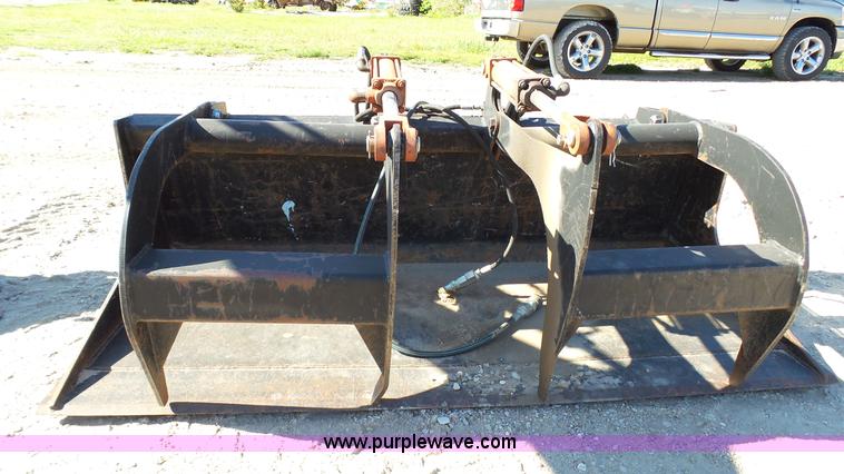 image for item K4155 Versatech skid steer grapple bucket