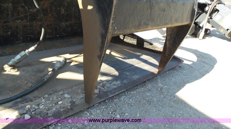 image for item K4155 Versatech skid steer grapple bucket