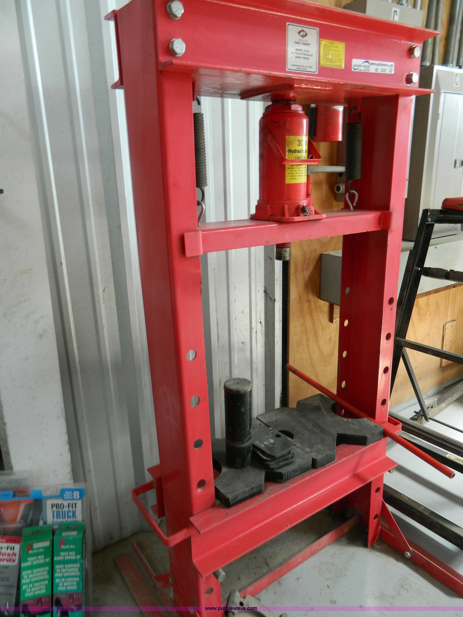 Tools in Plainville, KS Item BI9887 sold Purple Wave