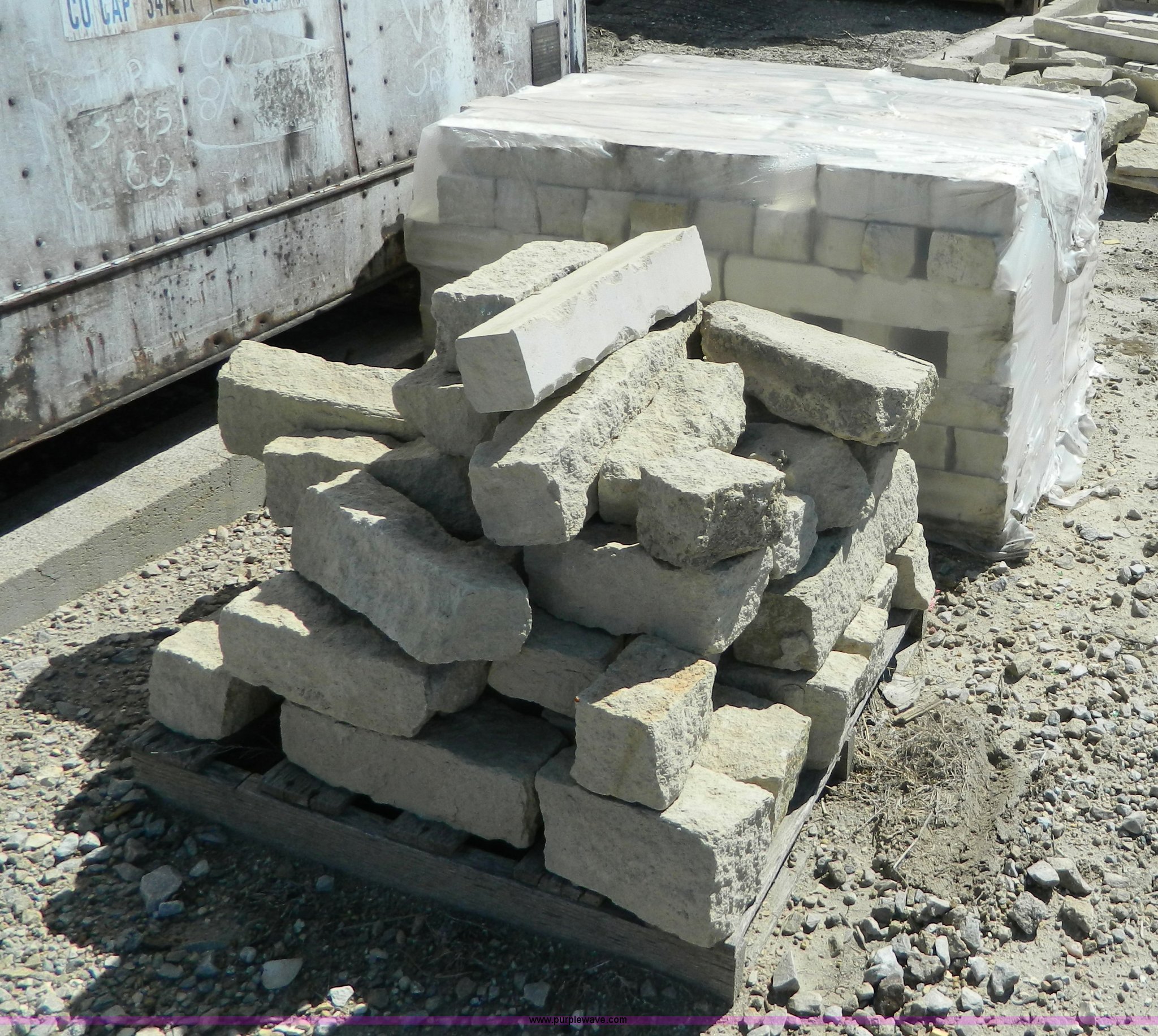 (5) pallets of limestone in Plainville, KS Item BI9960 sold Purple Wave