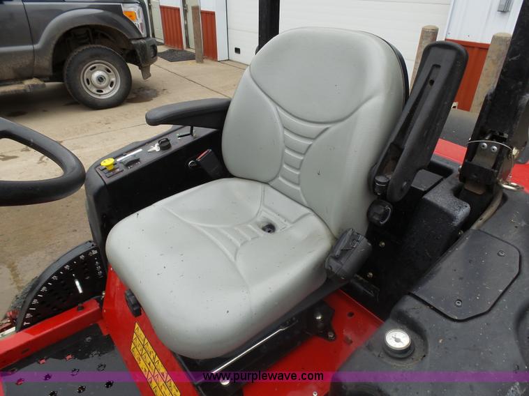 image for item AL9188 Toro Groundsmaster 360 lawn mower