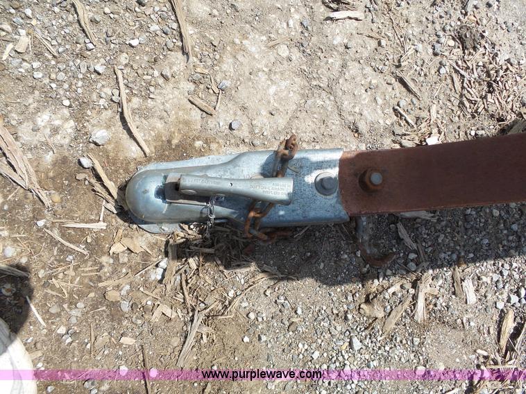 image for item AM9508 Huskee 20 ton log splitter