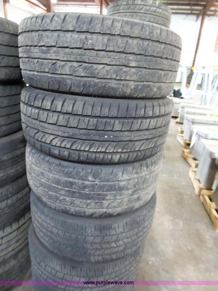 image for item AM9520 (12) 245/55R18 tires