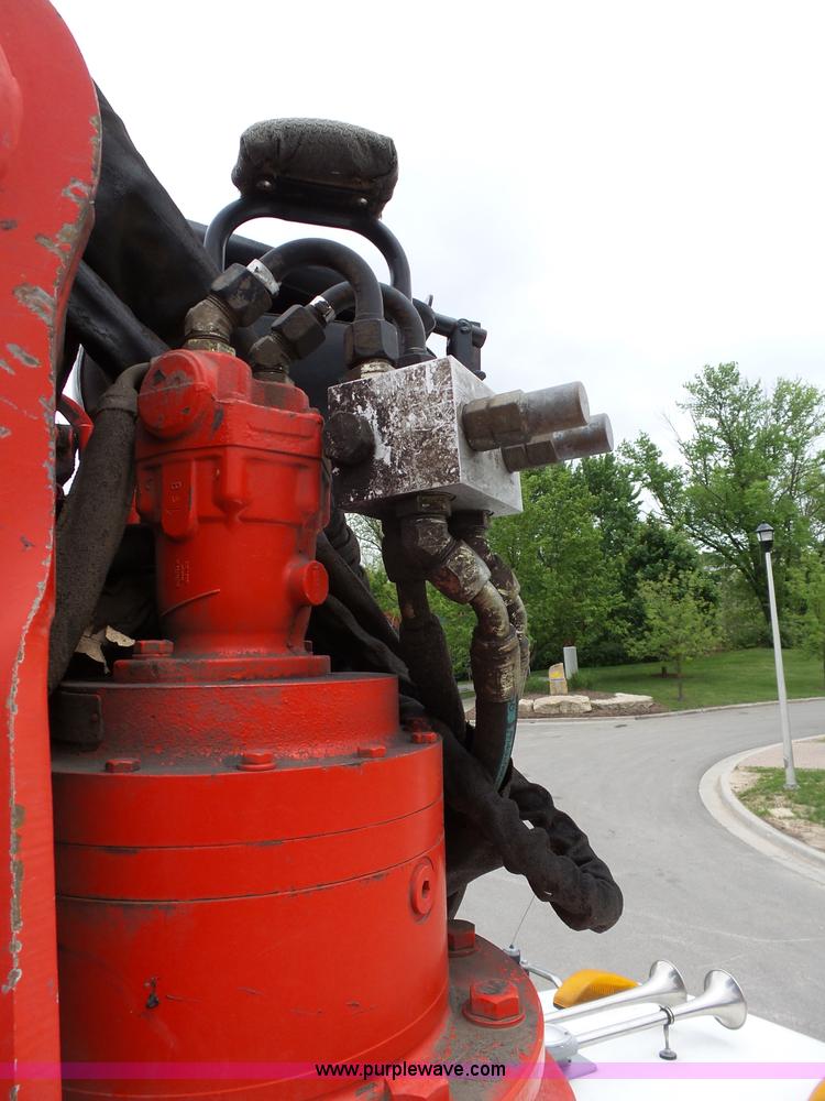 image for item AM9527 2004 Sterling L8500 Acterra Grapple truck