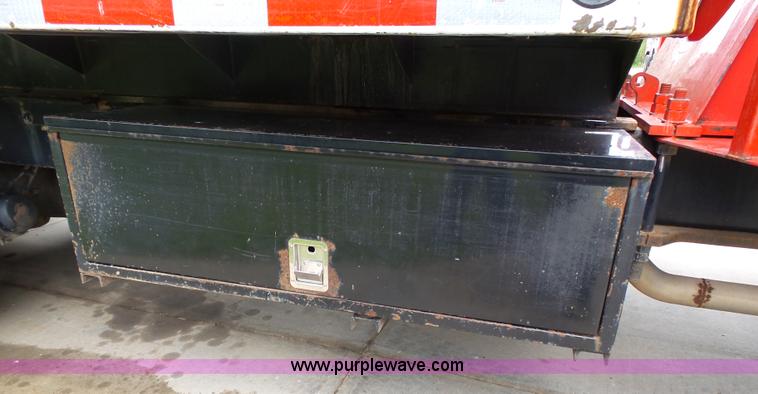 image for item AM9527 2004 Sterling L8500 Acterra Grapple truck