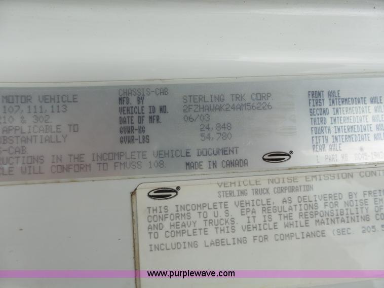 image for item AM9527 2004 Sterling L8500 Acterra Grapple truck