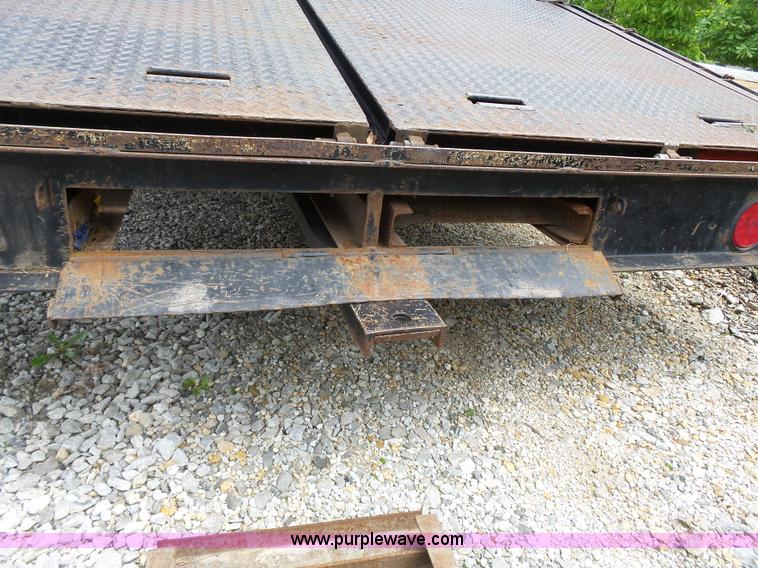 image for item AM9528 1997 Load Trail equipment trailer