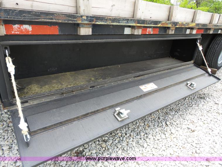 image for item AM9528 1997 Load Trail equipment trailer
