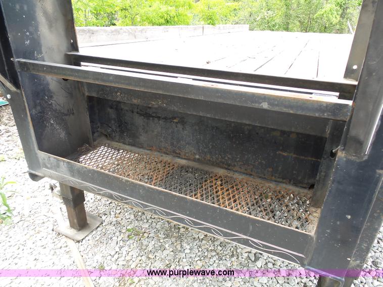 image for item AM9528 1997 Load Trail equipment trailer