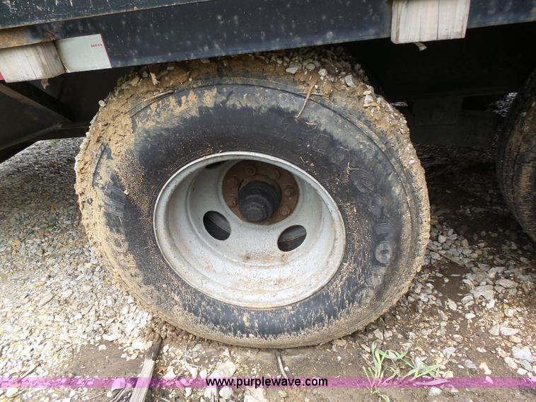 image for item AM9528 1997 Load Trail equipment trailer