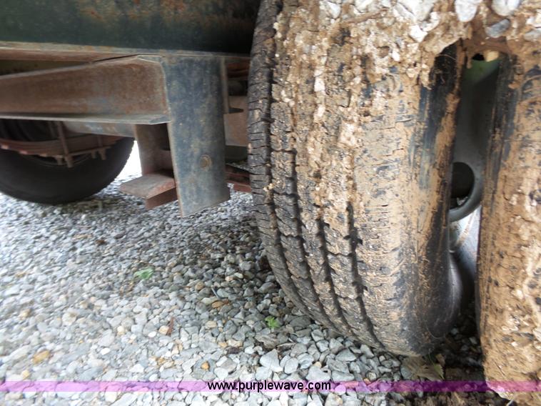 image for item AM9528 1997 Load Trail equipment trailer