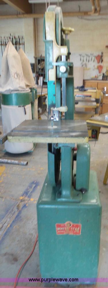 image for item AM9580 Powermatic 140 bandsaw