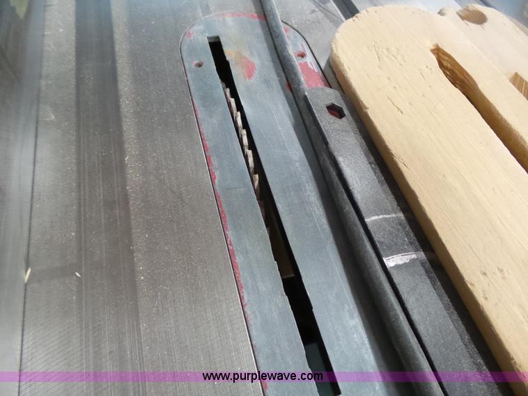 image for item AM9581 Delta 10 table saw