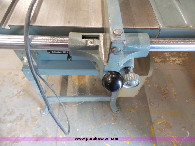 image for item AM9581 Delta 10 table saw